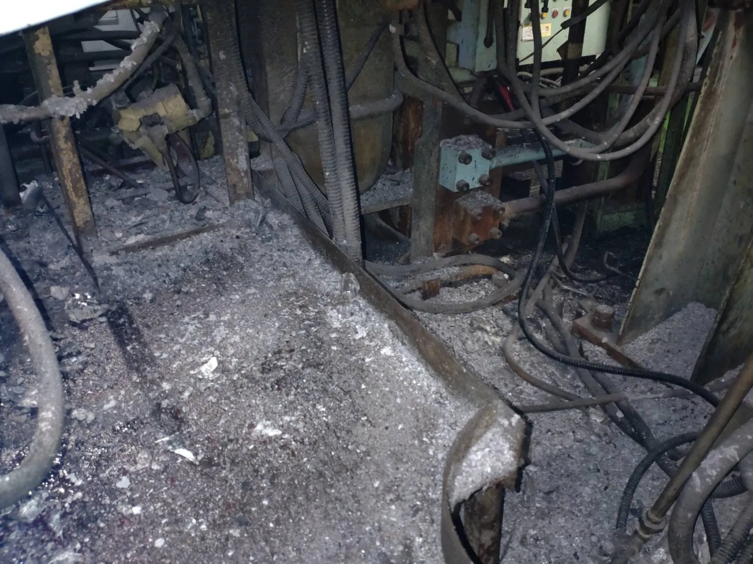 【磐田市内】マシン回り清掃